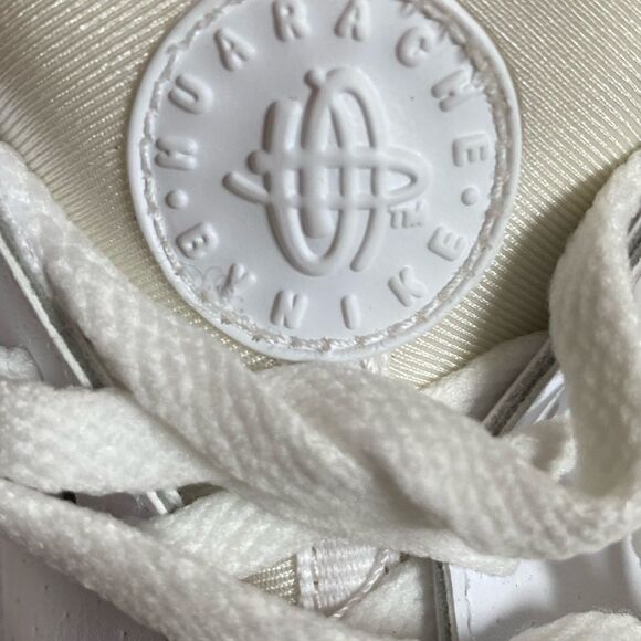 NIB NIKE Youth Huarache Run (PS) White Running Athletic Tennis Shoe - Size 2Y - Picture 7 of 14